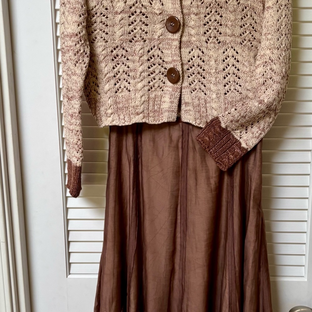 NIC+ZOE Rust Brown Maxi Skirt plus crocheted matching Sweater
